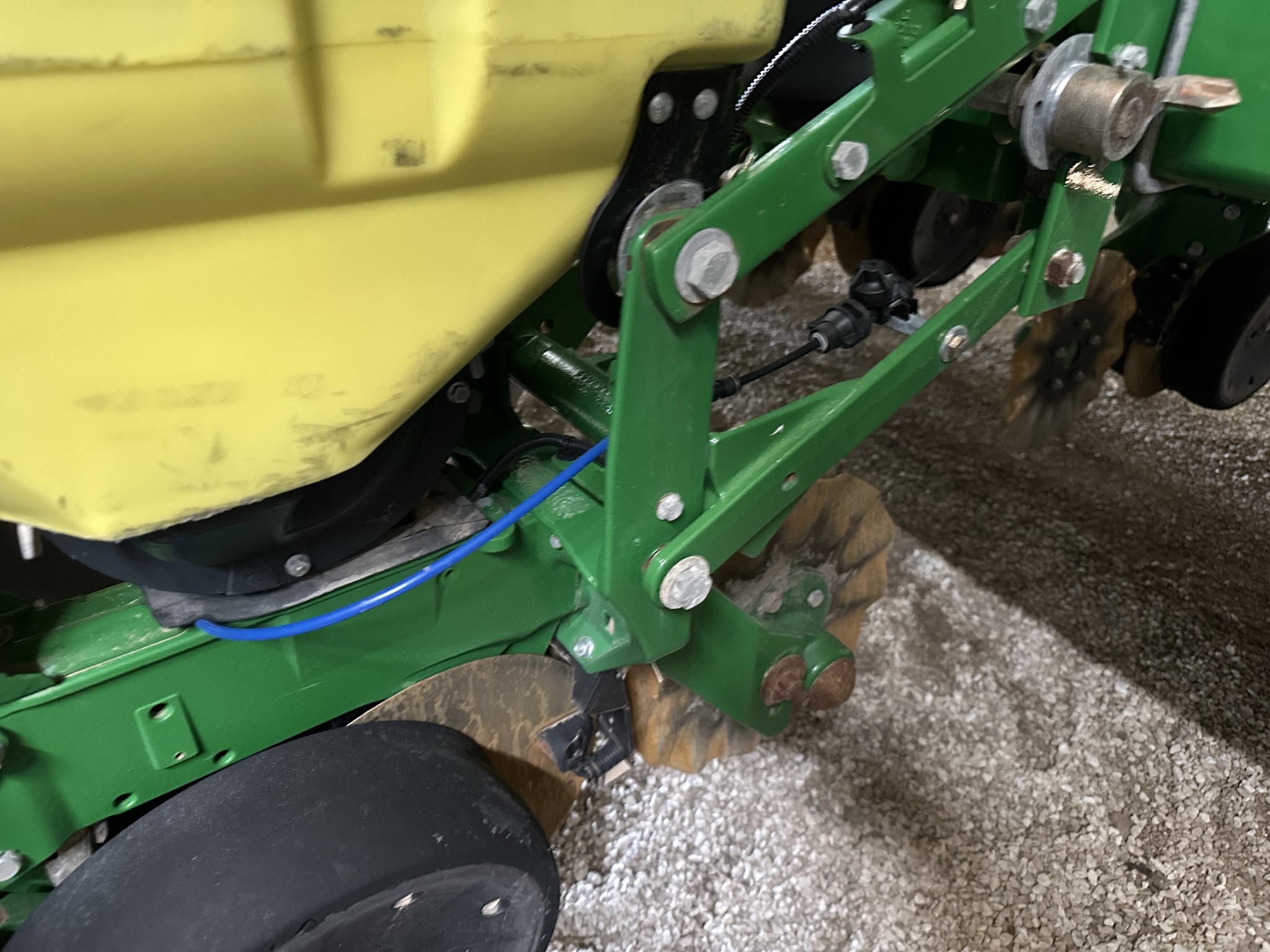 2015 John Deere 1775NT Image 11