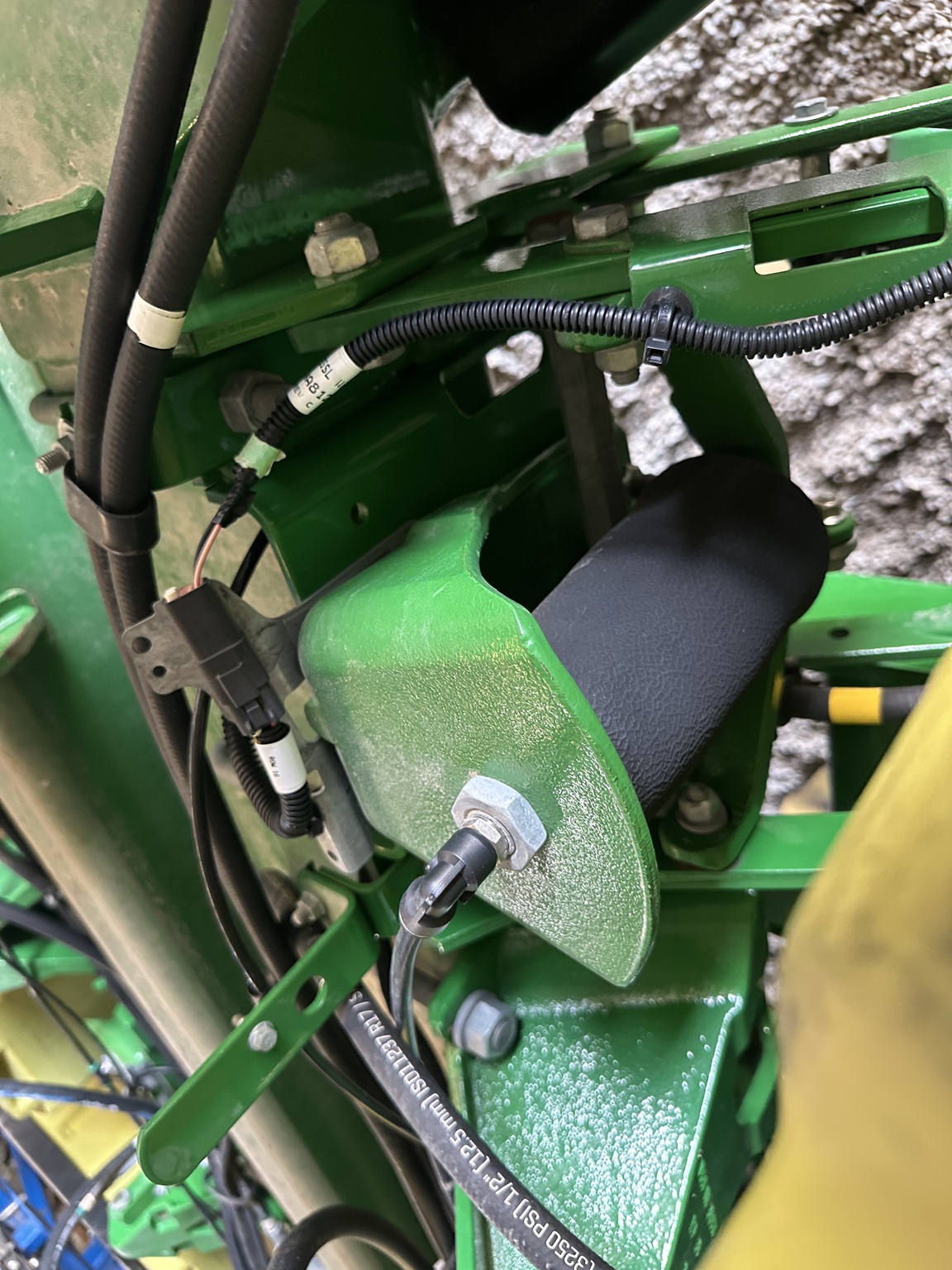 2015 John Deere 1775NT Image 15