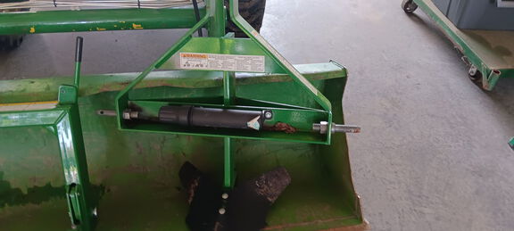 2020 John Deere 4044M