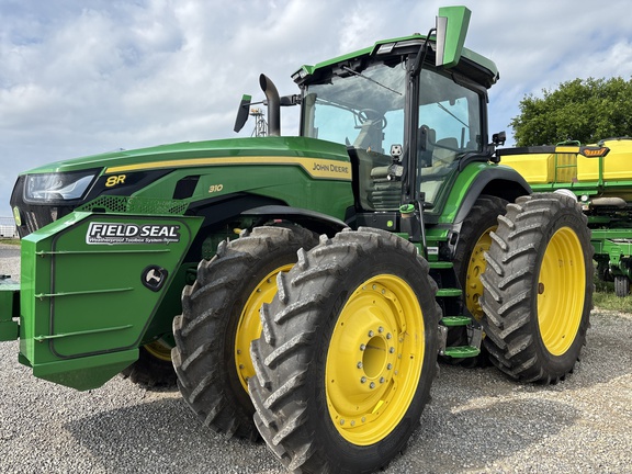 Used 2026 John Deere 8R 310 Row Crop Tractors at Koenig Equipment in Urbana, OH - Photo4