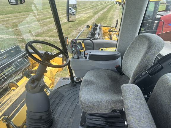2020 New Holland Speedrower 160 (15th thumbnail)