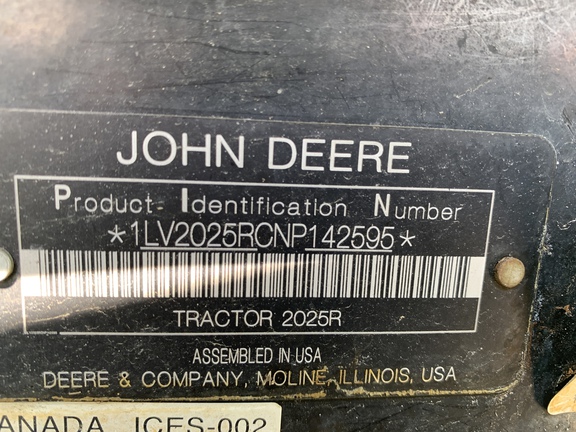 Photo of 2023 John Deere 2025R