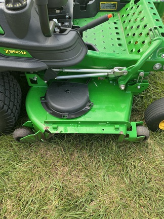 Photo of 2025 John Deere Z950M