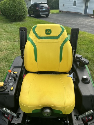 Photo of 2025 John Deere Z950M