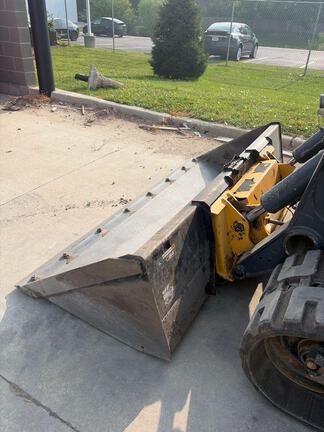 2020 John Deere 331G