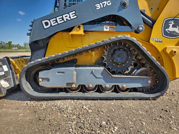 2024 John Deere 317G