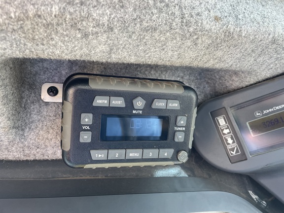 2023 John Deere 318G
