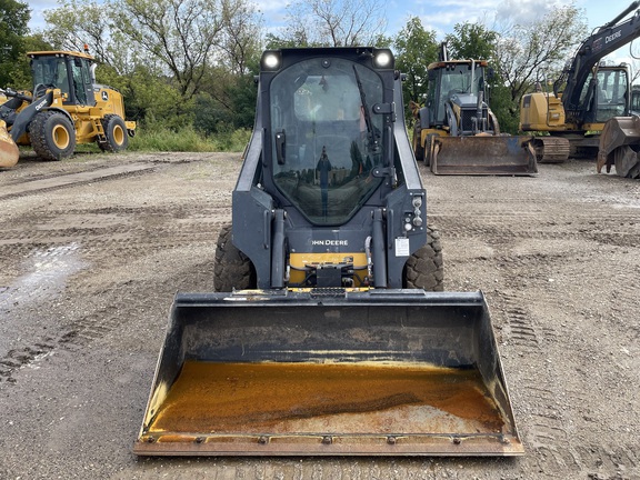 2023 John Deere 318G