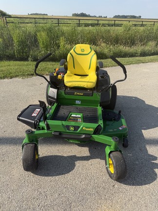 2026 John-Deere Z330R