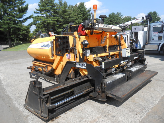 2010 Leeboy 8515B