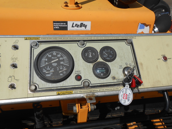 2010 Leeboy 8515B