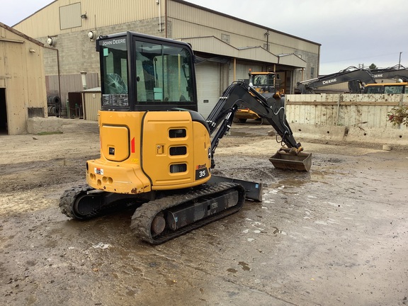 2024 John Deere 35 P
