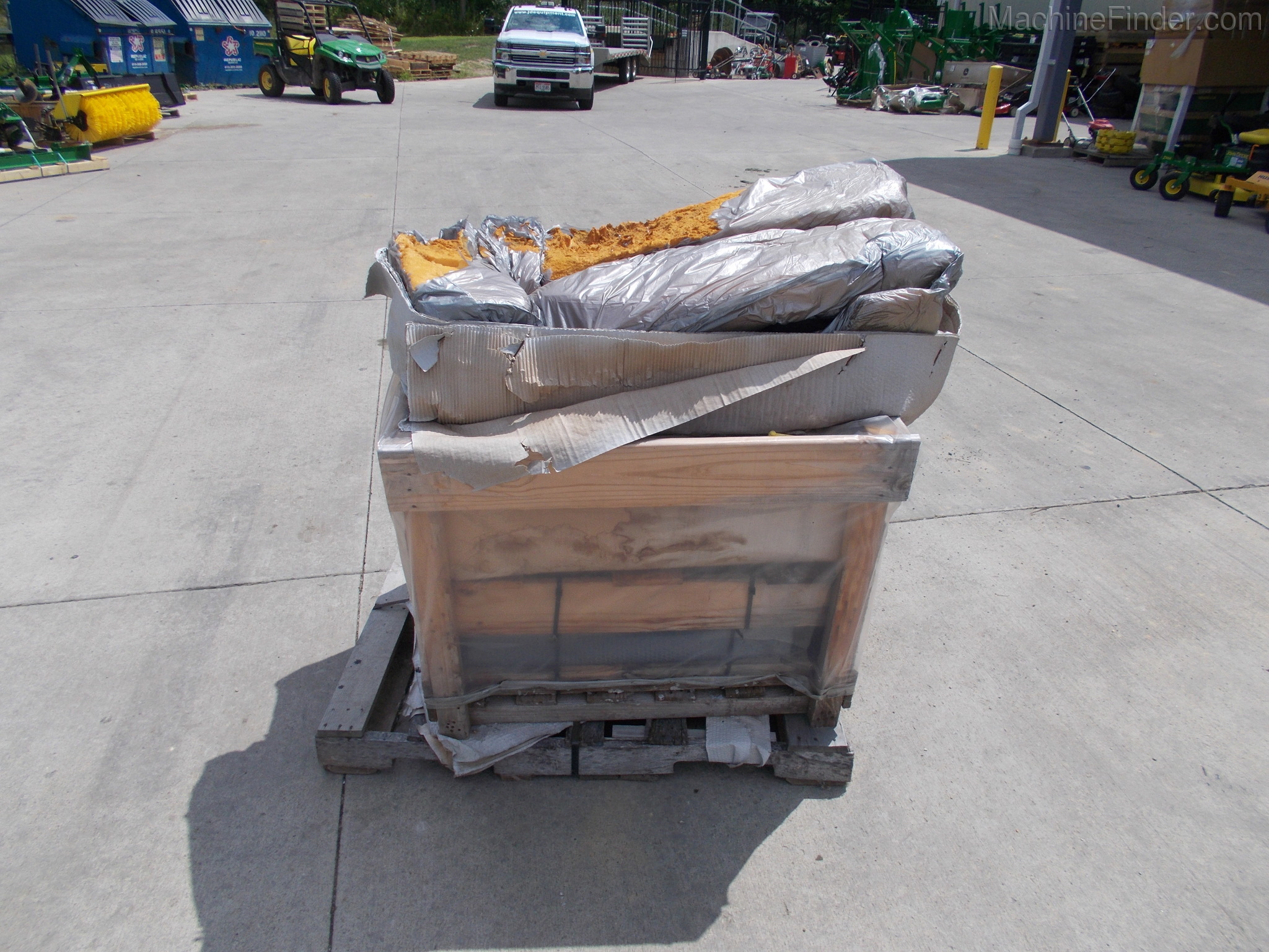 2017 Hustler BAGGER Image 1