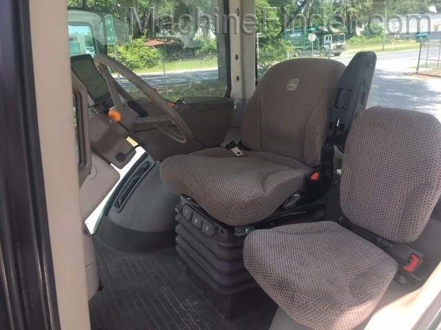 2016 John Deere 7230R Image 5