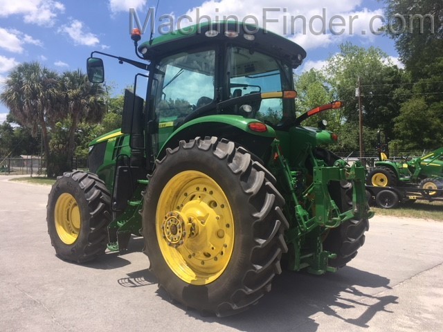 2016 John Deere 7230R Image 3