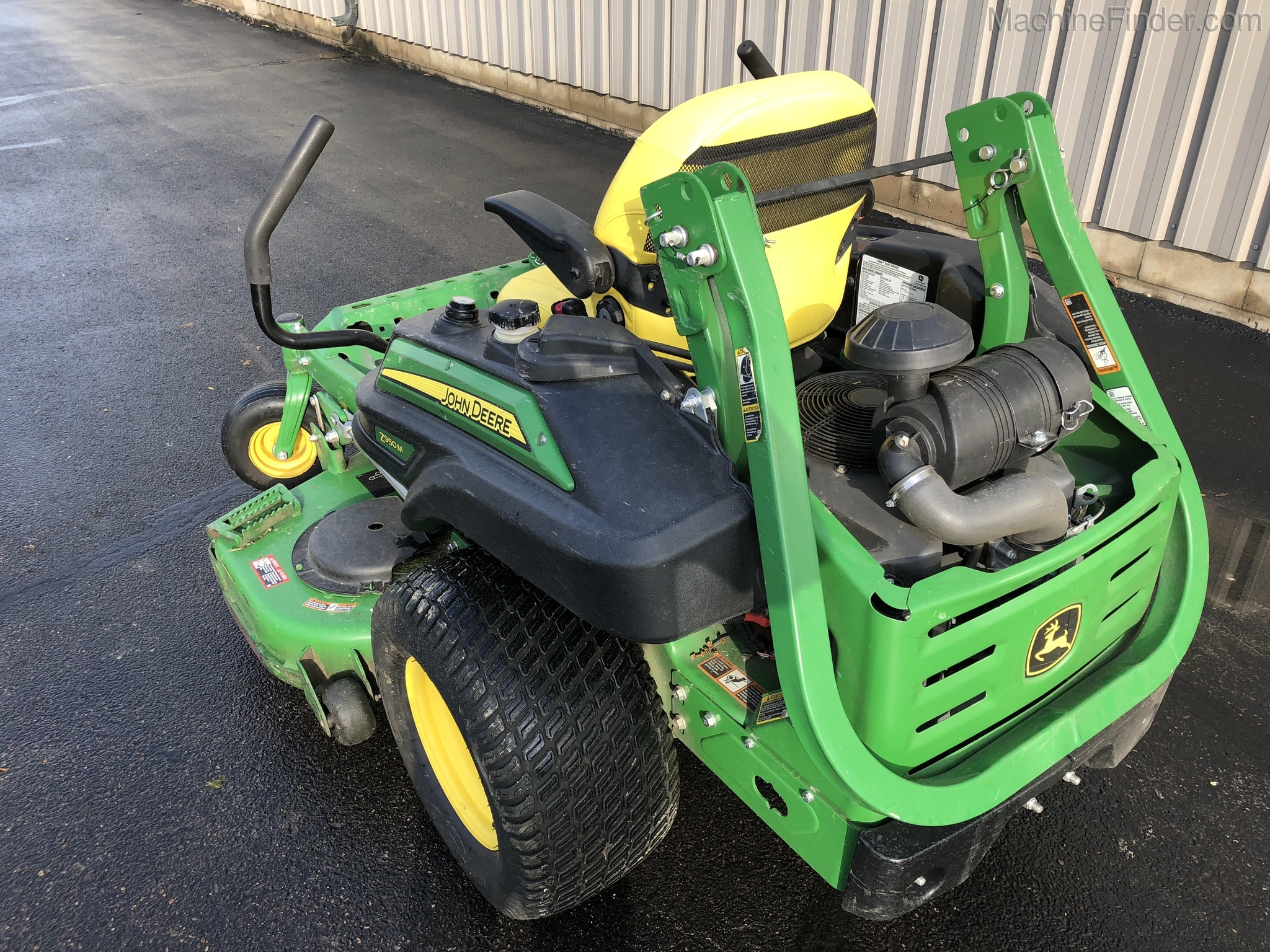 Equipment Details 2017 John Deere Z950M