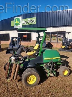 2006 John Deere 8700 Image 2