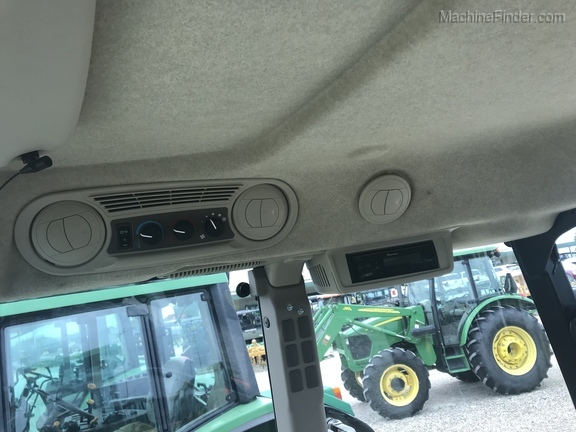 2015 John Deere 5085E Image 7