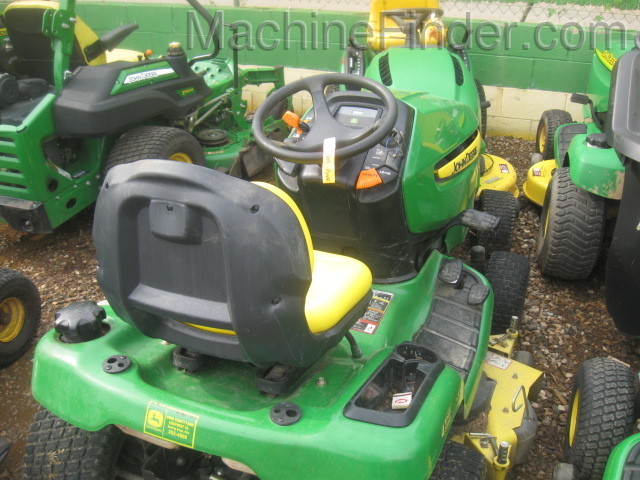 2006 John Deere X324 Image 2