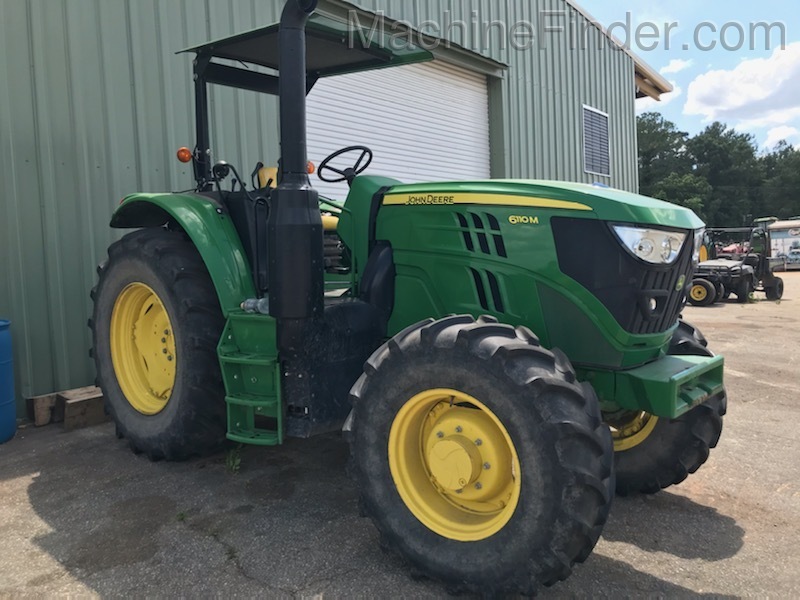 2017 John Deere 6110M Image 2