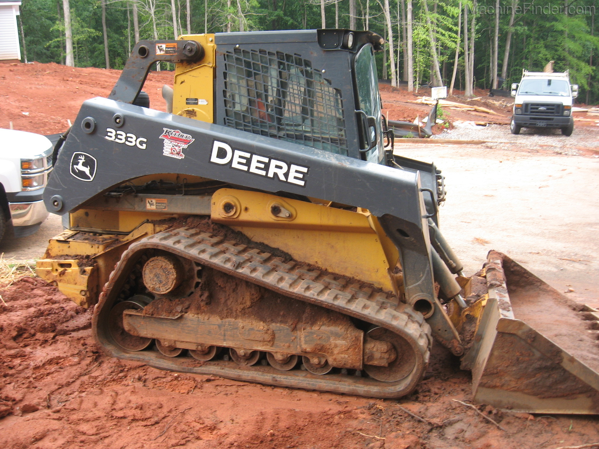 2017 John Deere 333G Image 2