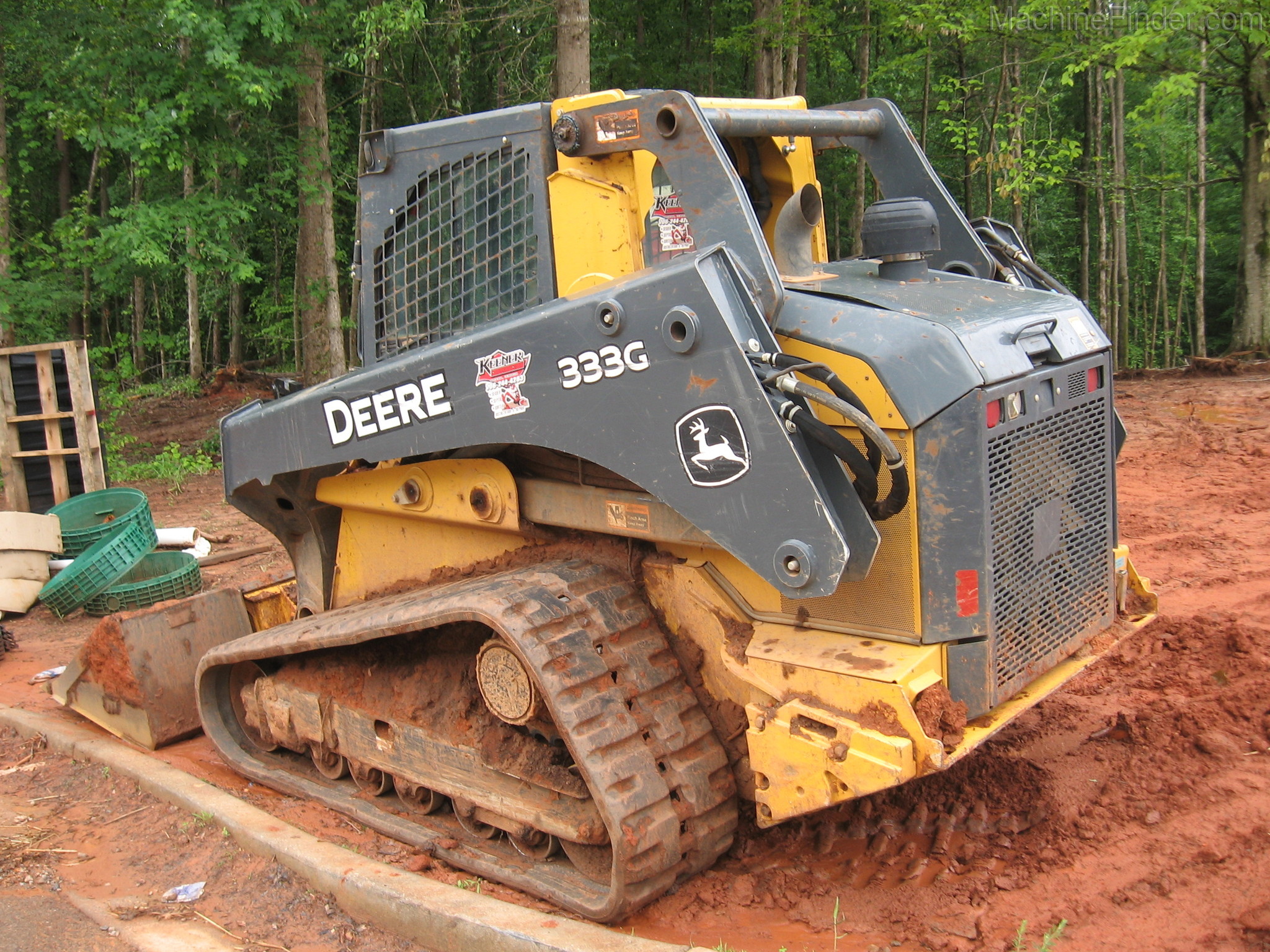 2017 John Deere 333G Image 4