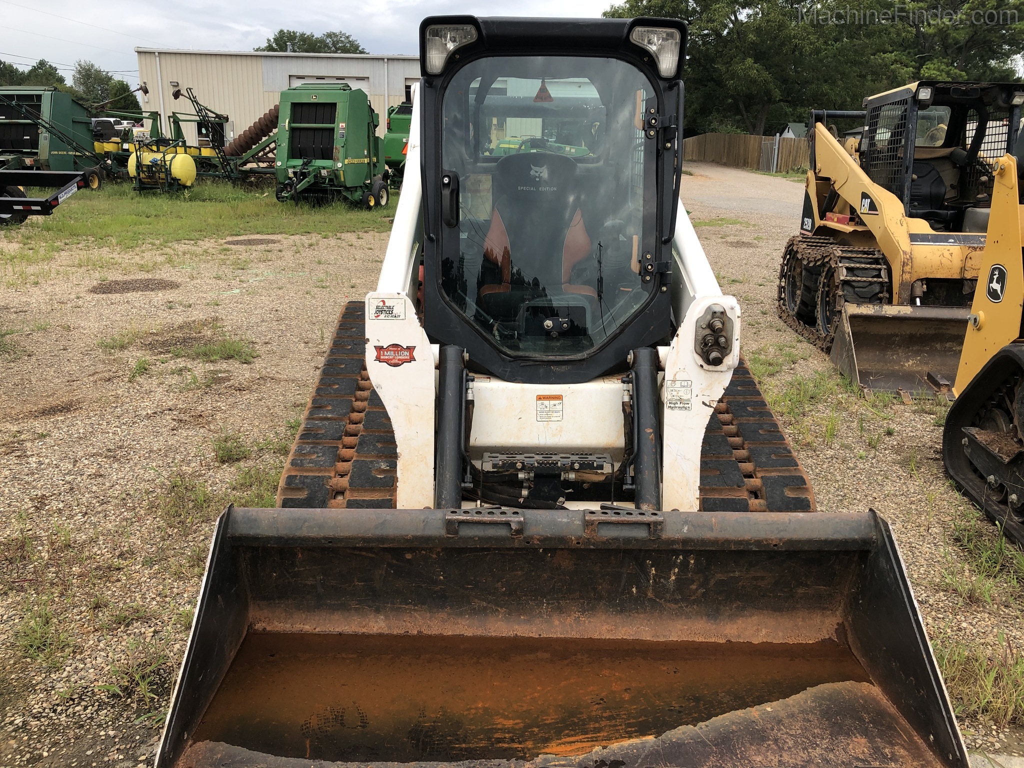 2015 Bobcat T650 Image 1