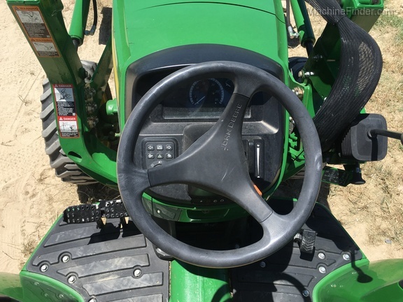 2015 John Deere 4044M Image 8