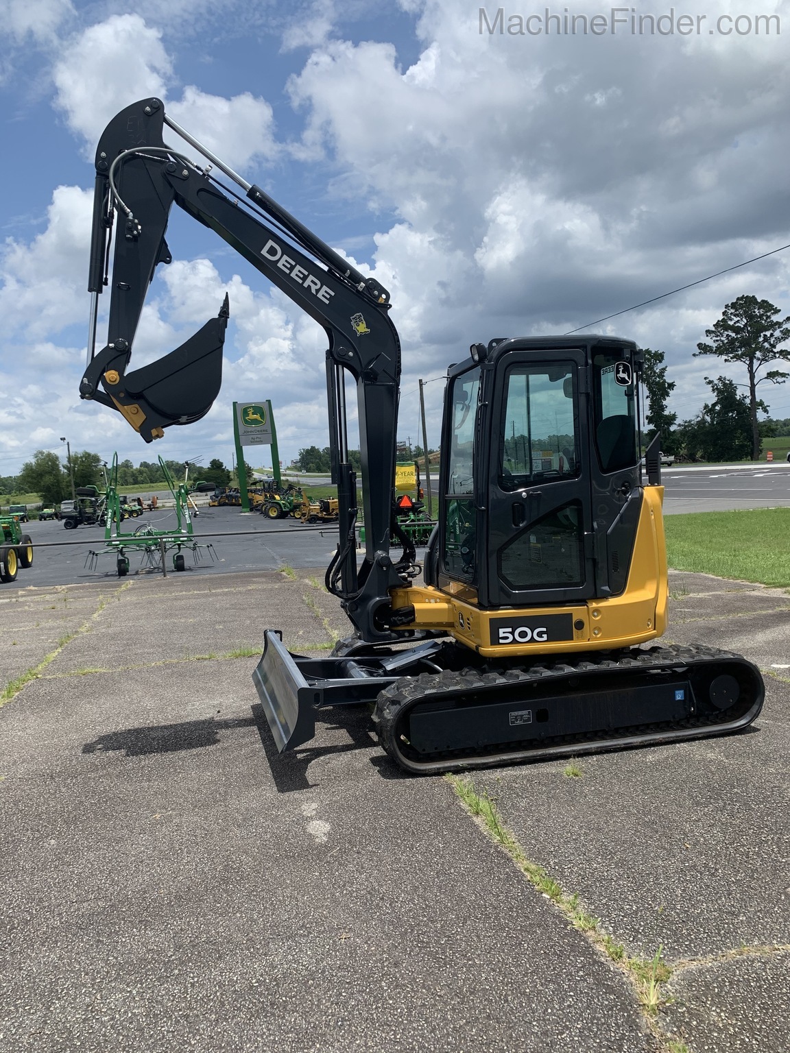 2020 John Deere 50G Image 2