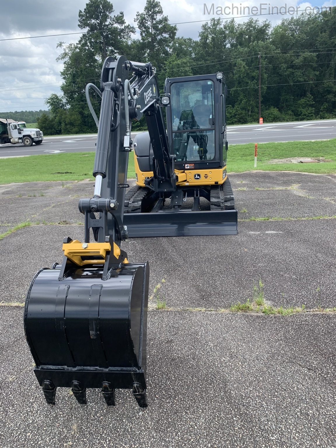 2020 John Deere 50G Image 3