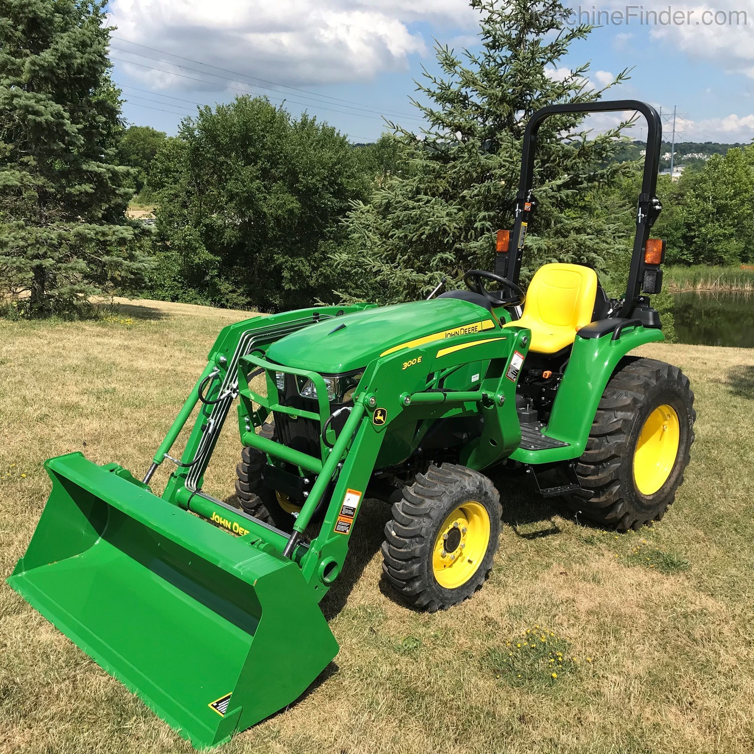 2020 John Deere 3025E Image 3