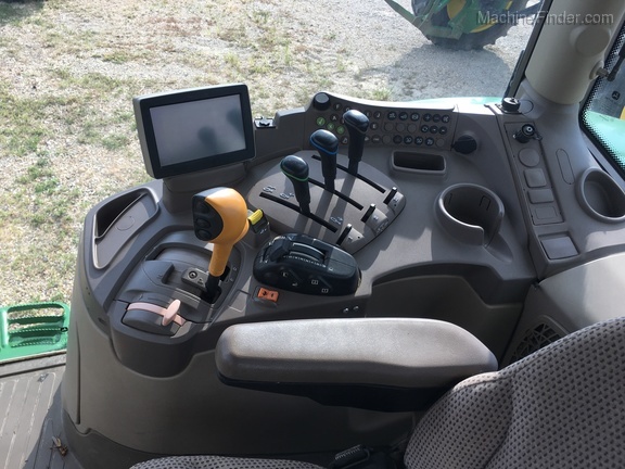 2013 John Deere 6150R Image 8