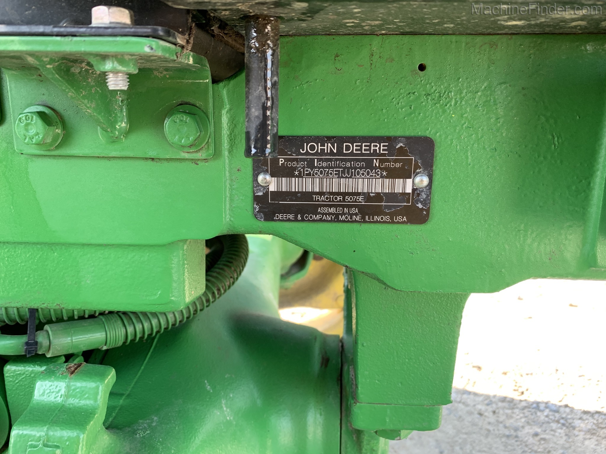 2018 John Deere 5075E Image 6