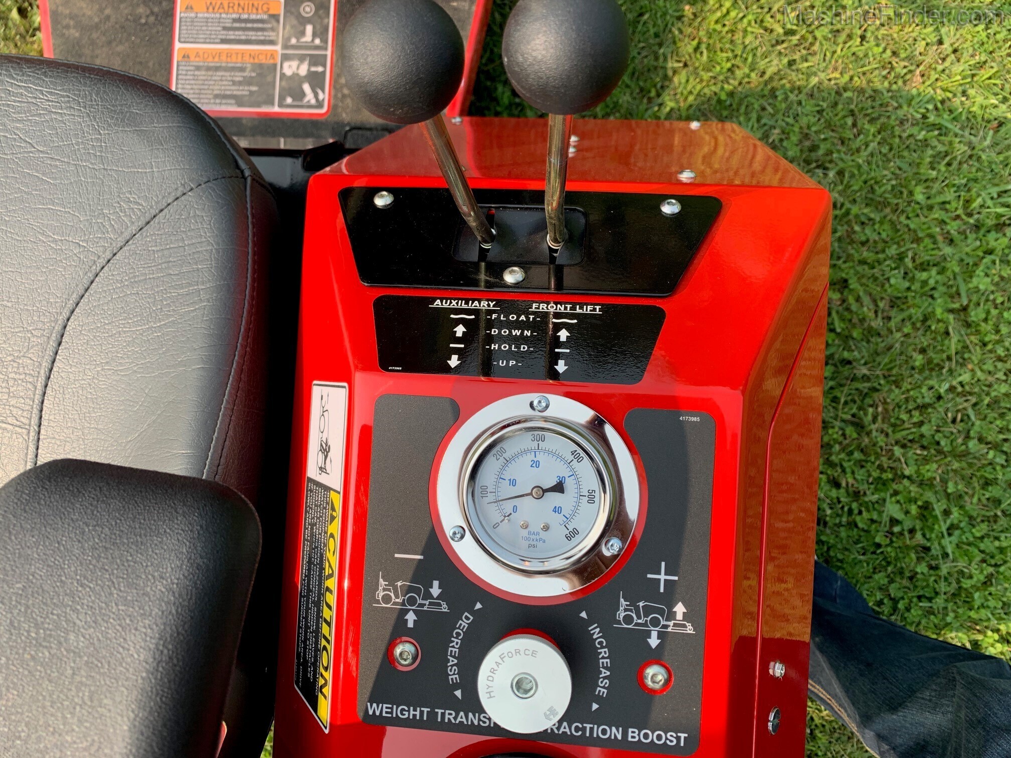 2020 Steiner 450 Image 10