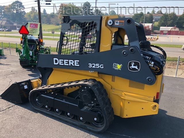 2019 John Deere 325G Image 4