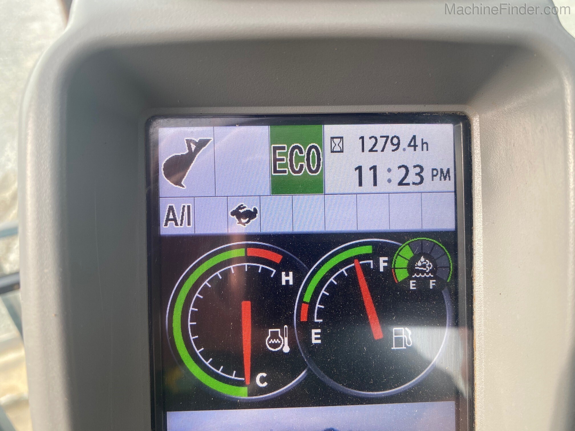 2018 John Deere 250G LC Image 13