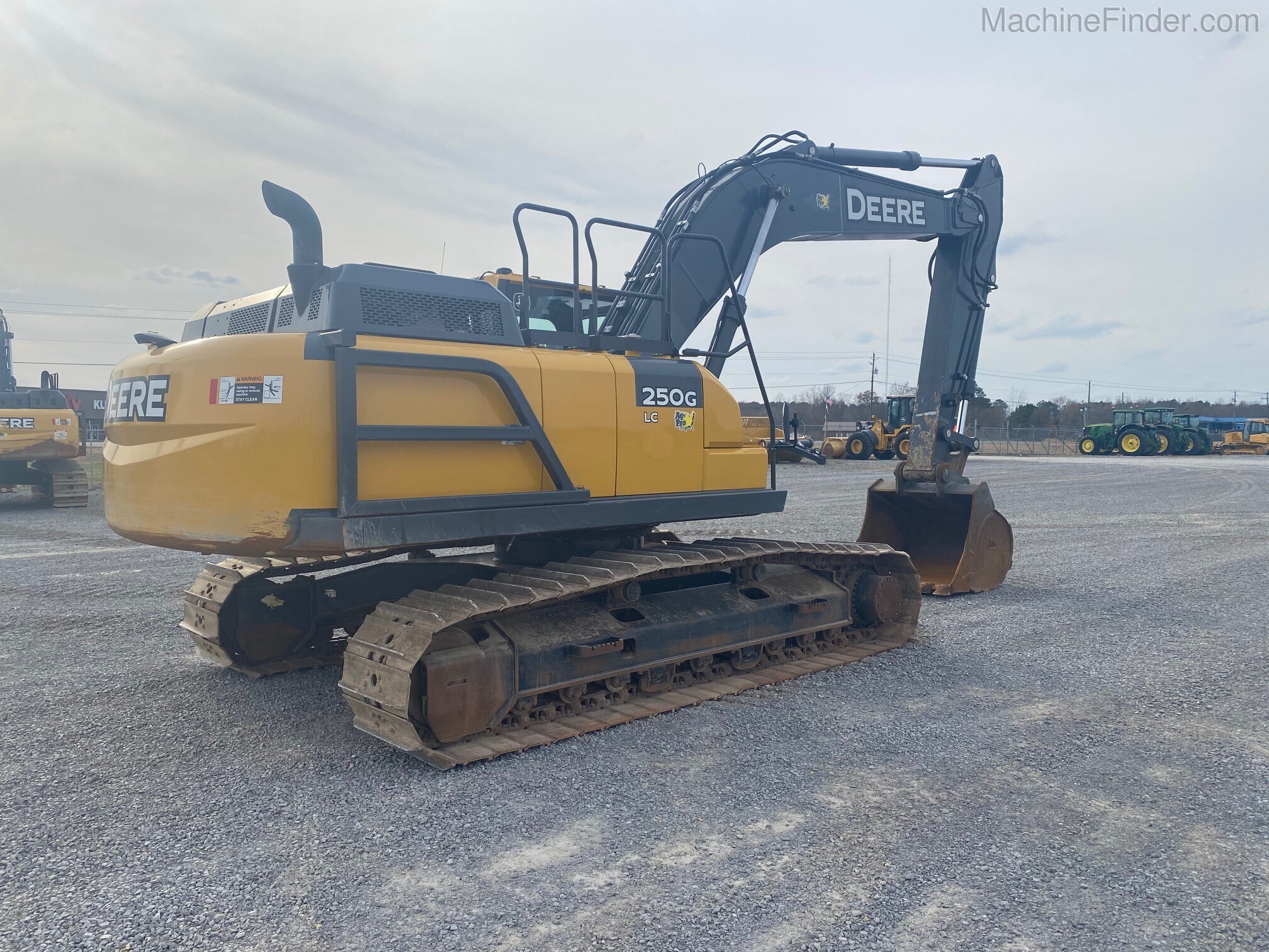 2018 John Deere 250G LC Image 3