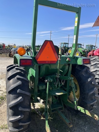 1997 John Deere 870 Image 6