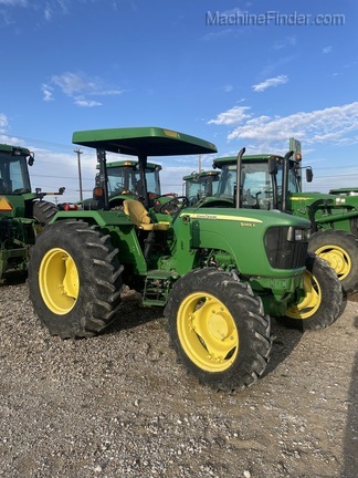 2014 John Deere 5065E Image 3