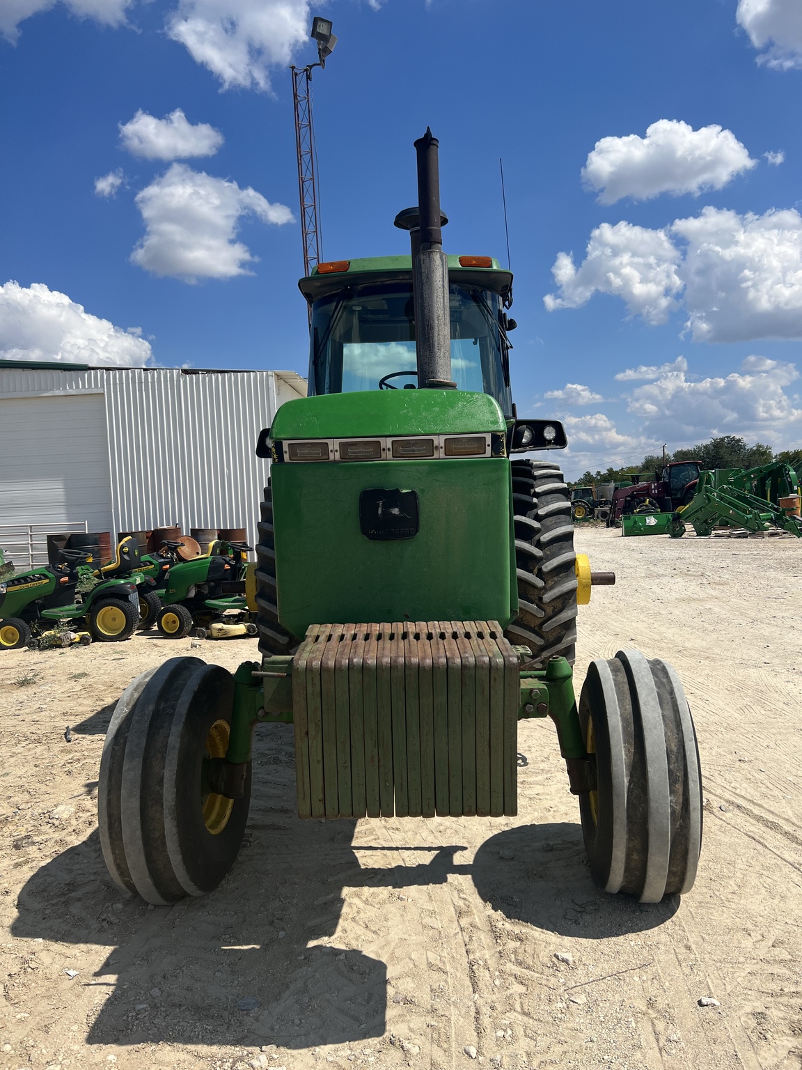 1990 John Deere 4555 Image 3