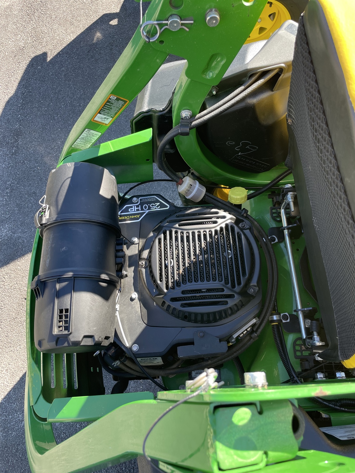 2023 John Deere Z915E Image 4