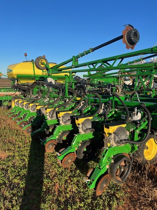 2019 John Deere DB60