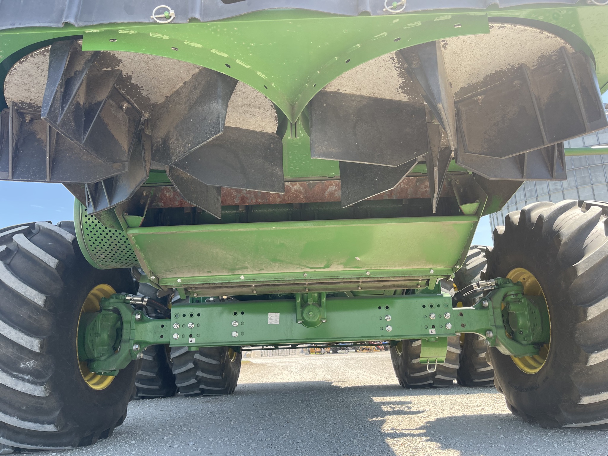  2023 John Deere S780 at Heritage Tractor in Roanoke, IL