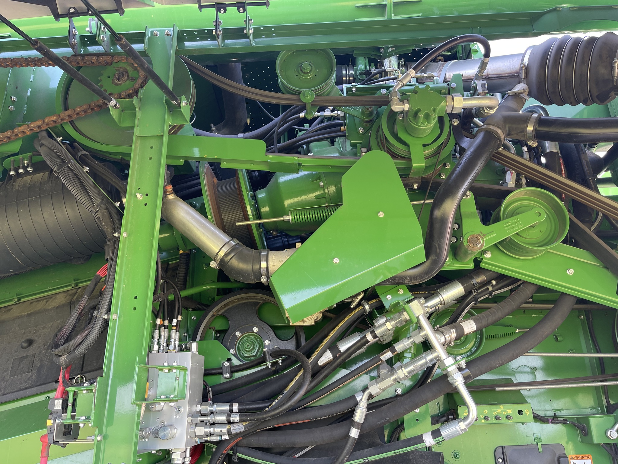  2023 John Deere S780 at Heritage Tractor in Roanoke, IL