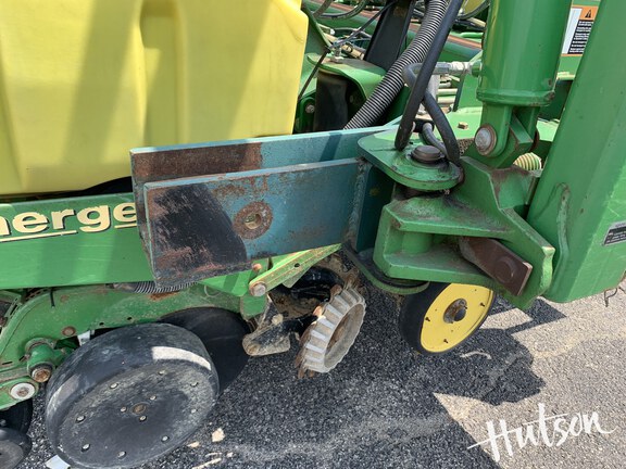 Photo of 2004 John Deere 1770NT
