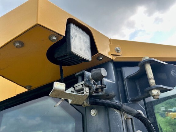 2019 John Deere 1050K