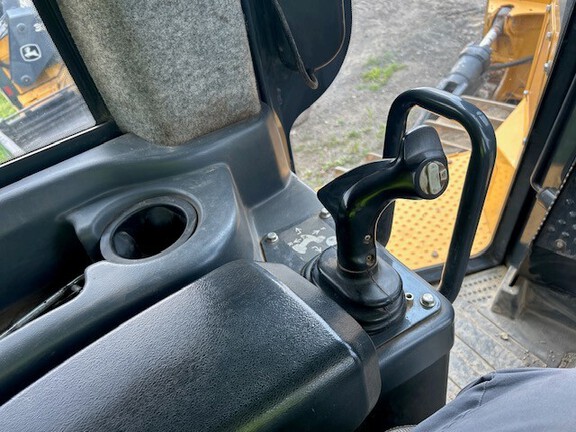 2019 John Deere 1050K