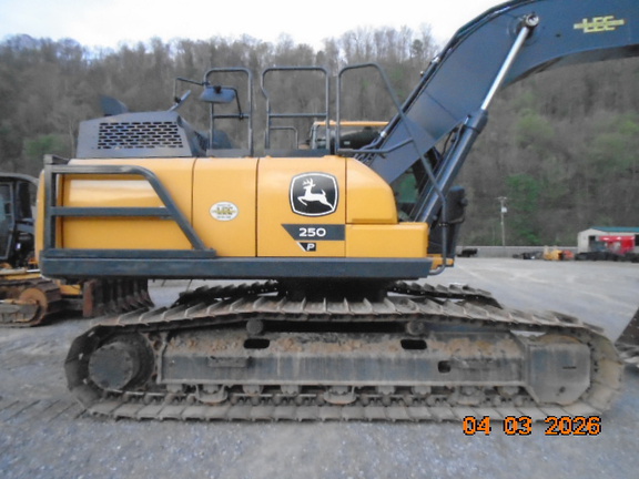 2024 John Deere 250 P-Tier