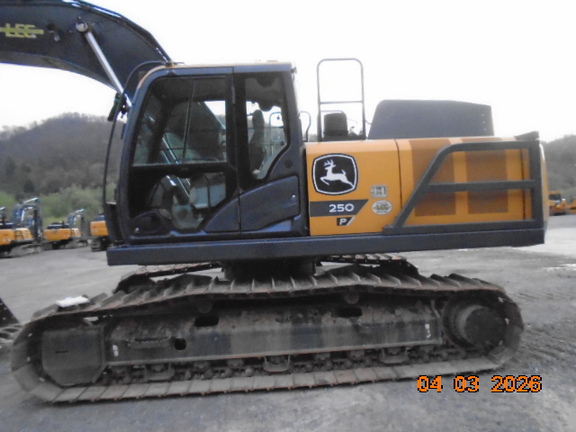 2024 John Deere 250 P-Tier