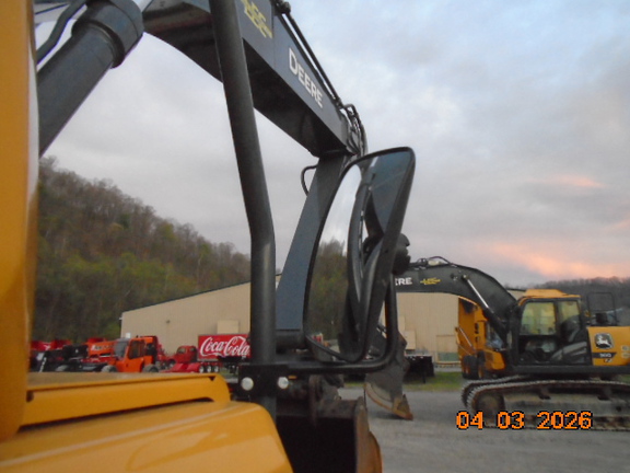 2024 John Deere 250 P-Tier